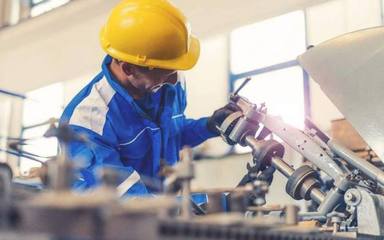 從修理工到電子工程師 計算機維修路上的蛻變與啟示